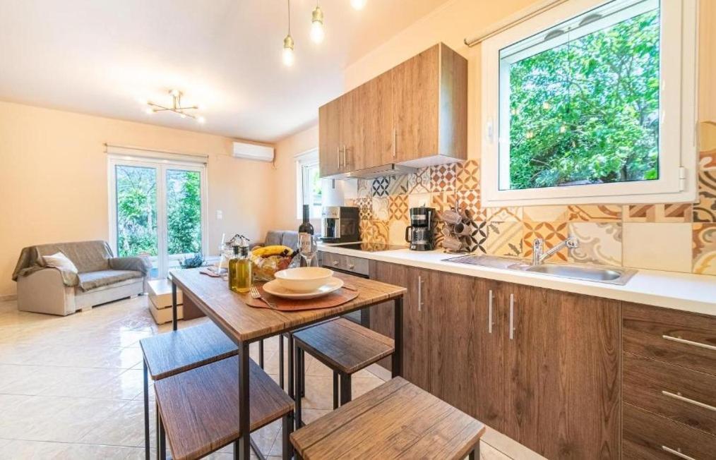 Faeax Guesthouse Linia Екстер'єр фото